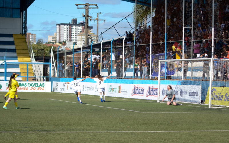 Piratini conquista a Taça das Favelas RS 2024 no feminino